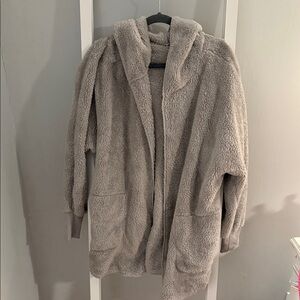 Cozy Gray Hooded Fleece Jacket